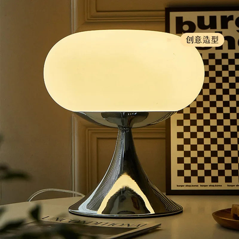 Lampe champignon Bauhaus vue de côté