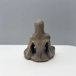 statue décorative méditative résine bronze doré figure assise spirituel abstraite chambre zen yoga