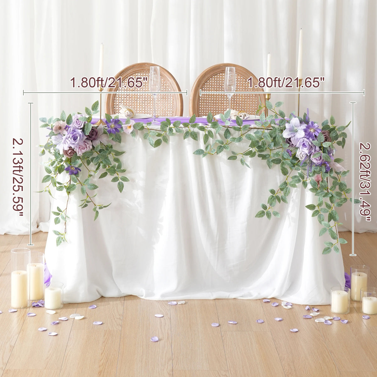 décoration romantique table mariage fleurs artificielles roses feuilles vertes bougies