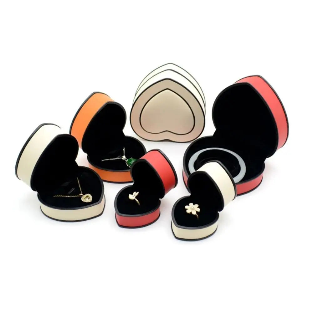 boîtes bijoux coeurs velours blanc noir rouge élégantes portables rangement cadeaux domestiques