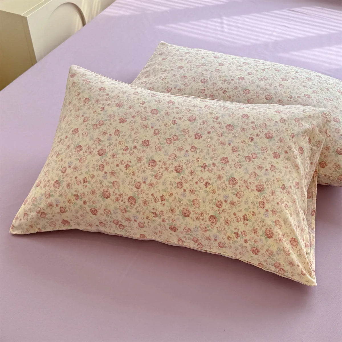 housse taie d'oreiller fleurs florales polyester 48x74cm vintage couleurs pastel motifs floraux respectueux environnement
