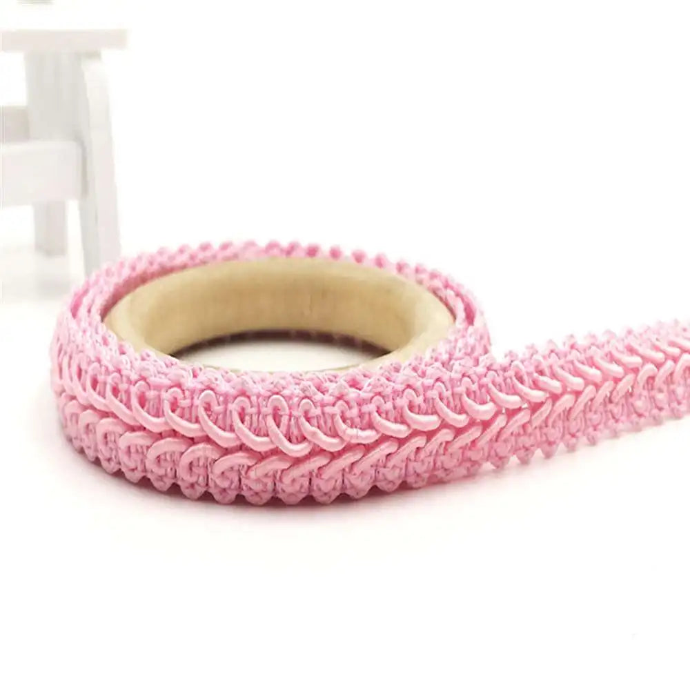 ruban décoratif dentelle polyester 12mm rouge violet noir vert feuillu texturé opacité anneaux bois