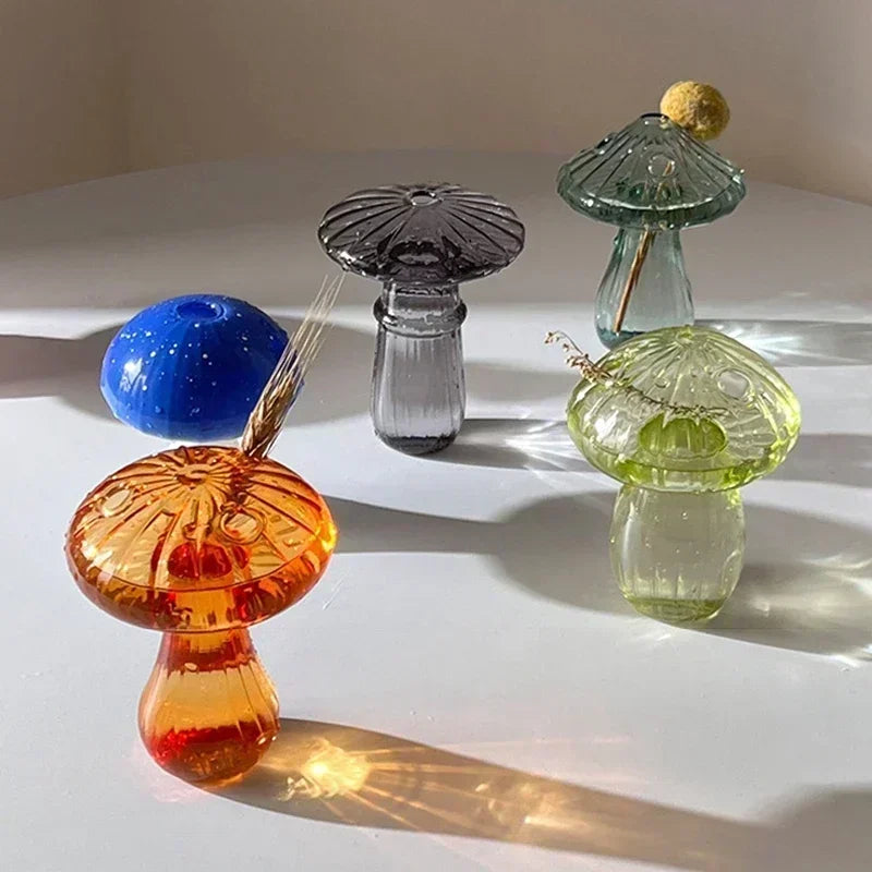 vase champignon verre transparent moderne rose vert bleu orange jaune blanc motifs reliefs