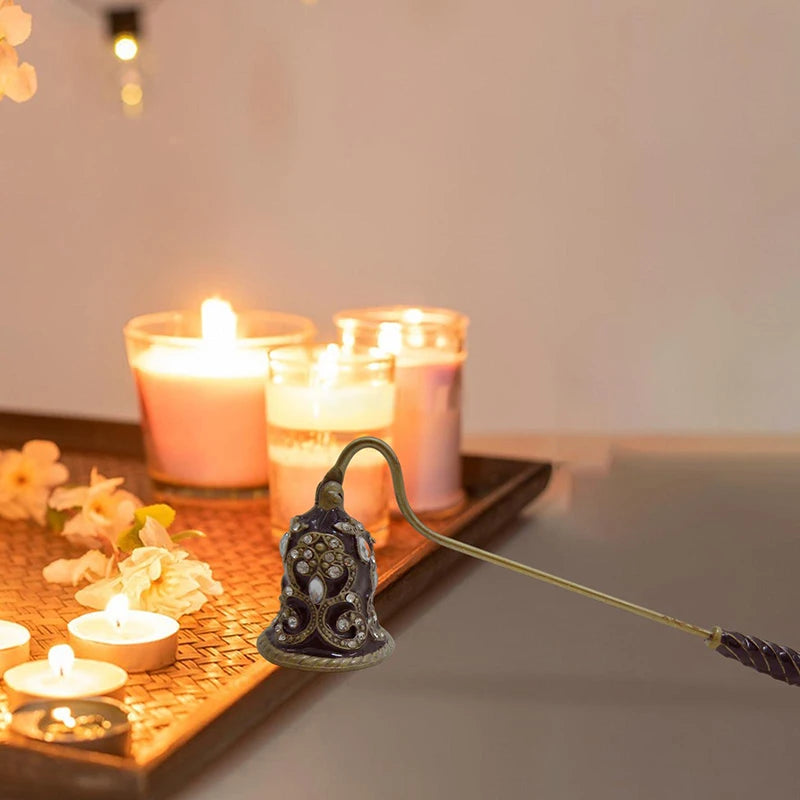 extingueur bougie longue poignée métal fleur stylisée élégant décoration maison cadeau événement