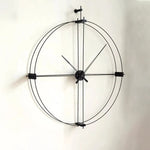 horloge murale moderne minimaliste double face métal noir aiguille quartz silent living room