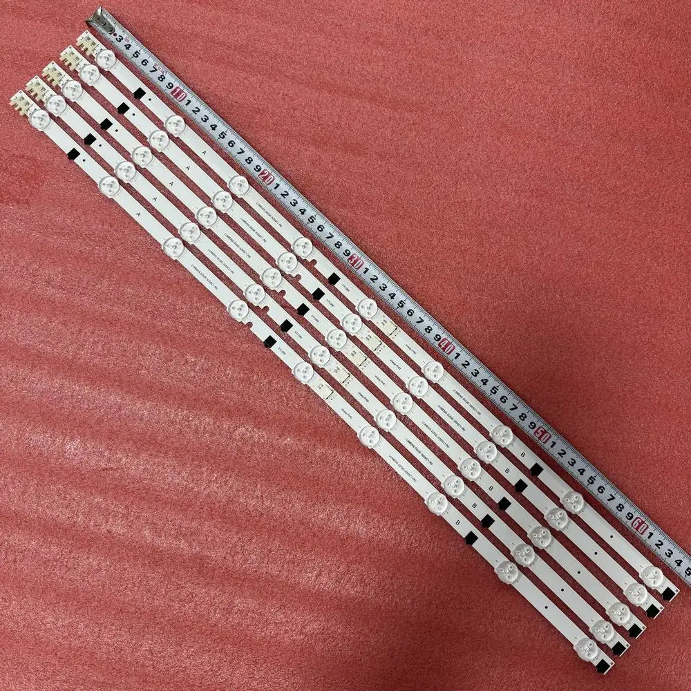bandes led blanc modernes aluminium fixations bouton poussoir lisse régulières