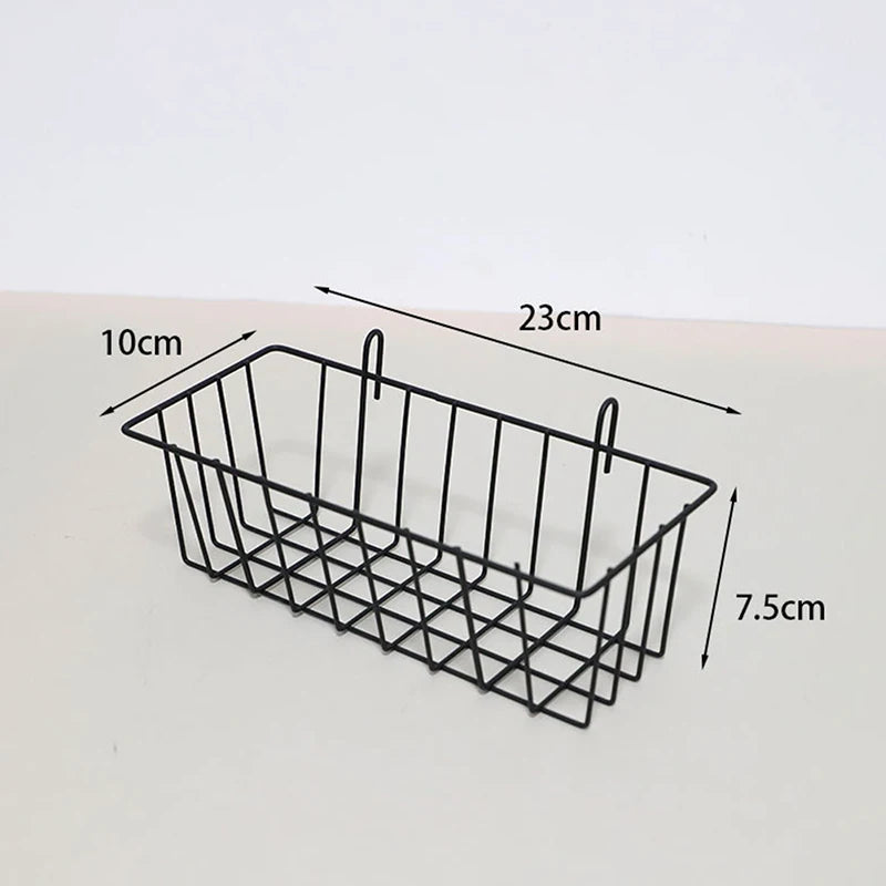 paniers suspendus noir blanc maille métallique moderne minimaliste clips muriaux