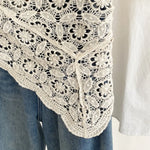 écharpe vintage élégante dentelle noire blanche motifs floraux polyester unisexe