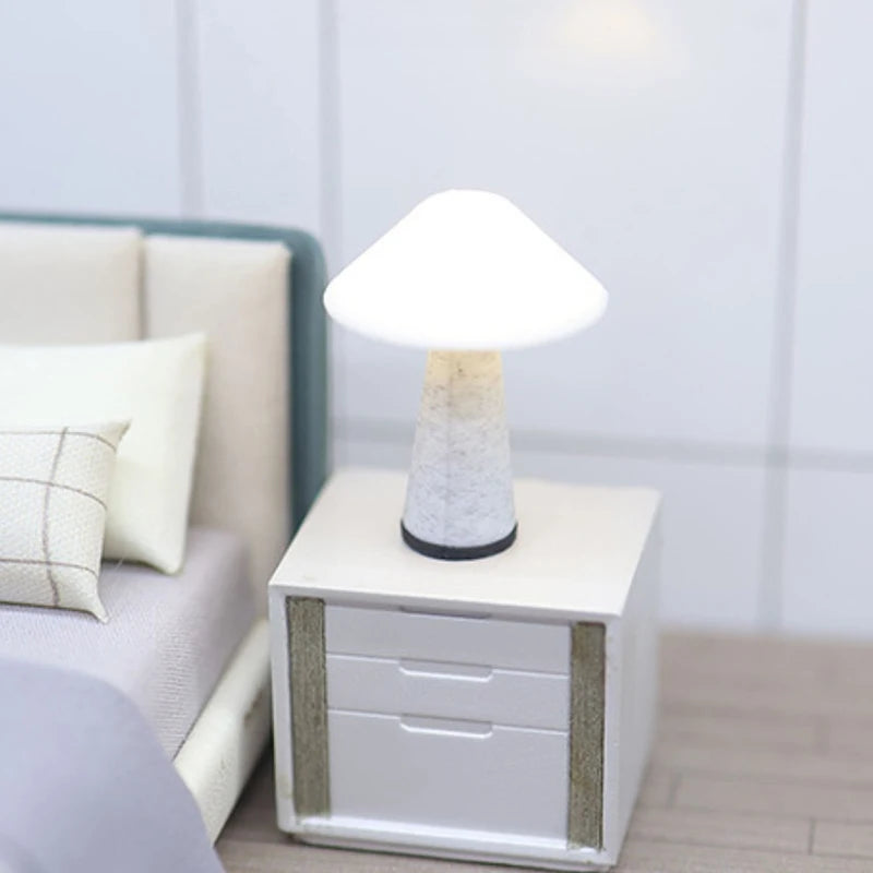 mini lampe moderne accessoires poupées blanc gris noir doré texture marbrée finition lisse adhésif