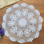 serviette table coton beige clair crochetée motifs floraux traditionnelle artisanale 40cm