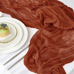 serviettes table rose pâle crêpe plissées décoration élégante maison mariage festive