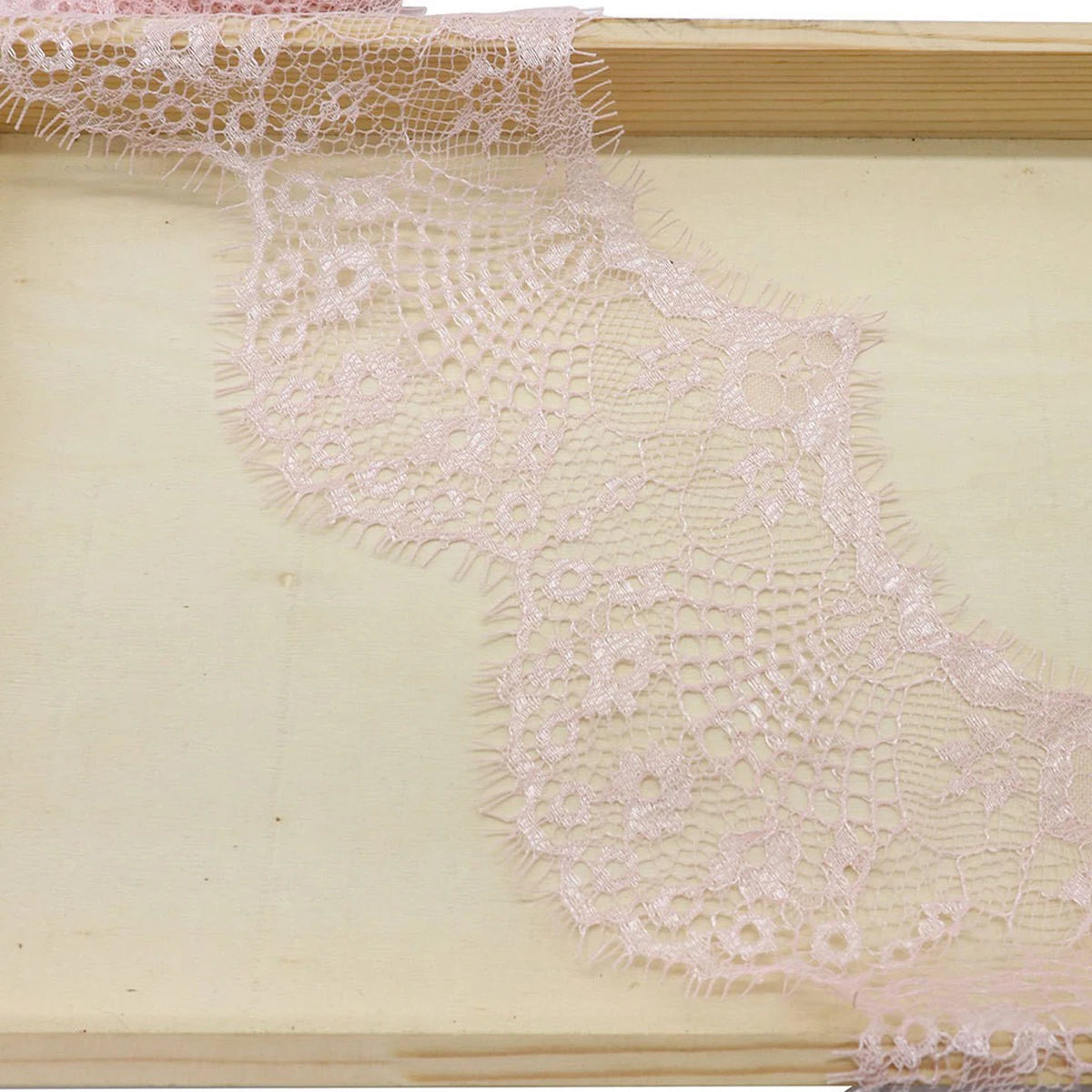 rubans dentelle fine motifs floraux blanc rose bleu marine vert gris classique polyester 10cm