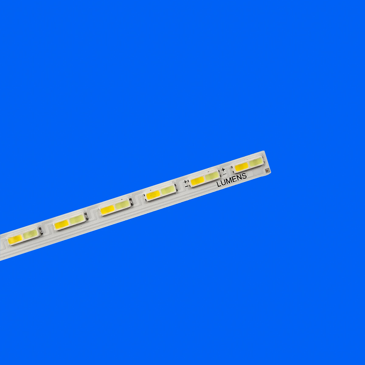 ruban led blanc ligne diodes connecteurs electrique télévision rétro éclairage