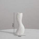 vases décoratifs modernes plastique blanc noir gris vert rayures verticales fleurs maison mariage