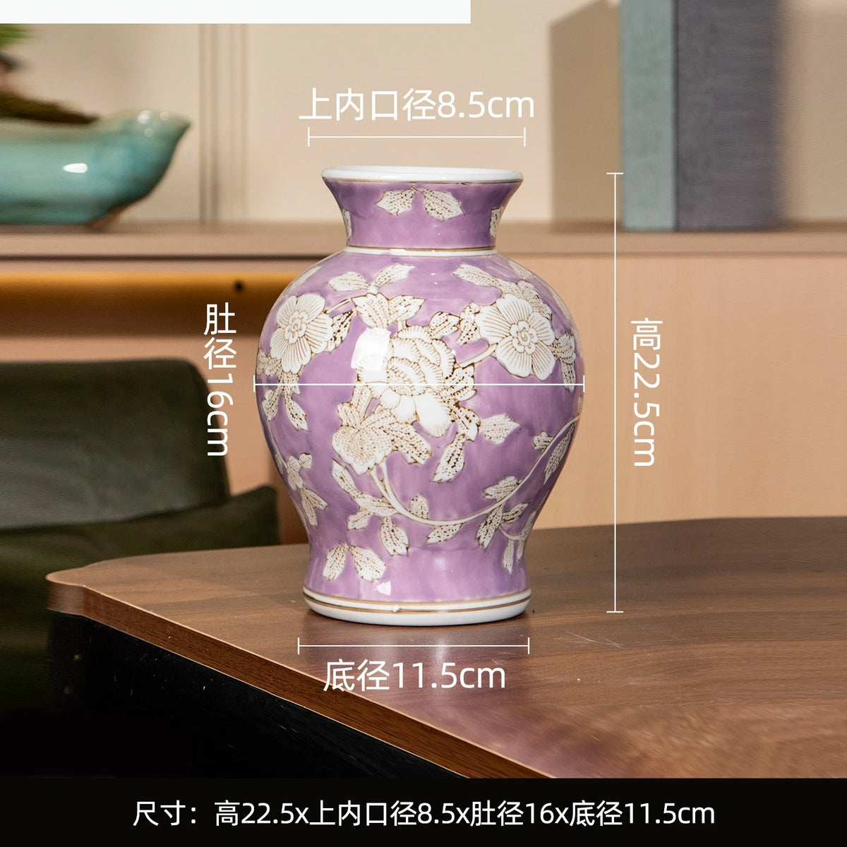 vase table fleurs blanches fond rose vase jaune classique opacité
