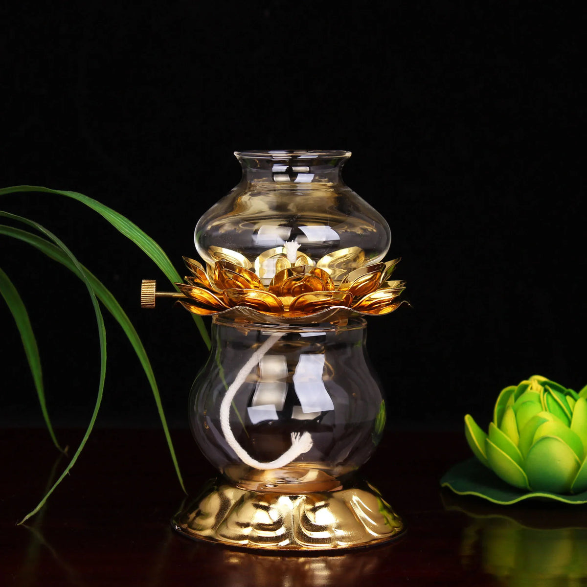 décoration religieuse bougie lotus transparente dorée artisanale élégante fleurs vis fixations autel prière