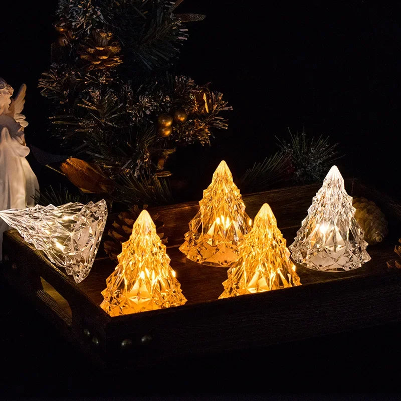 décoration noël arbre transparent facettes led jaune brillant moderne chambre festive