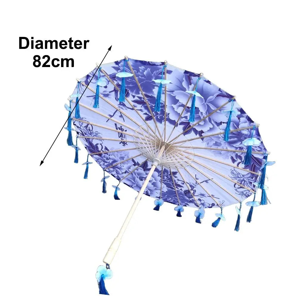 parapluie traditionnel fleurs oiseaux rouge vert bleu violet rose poignée bois tassel soie