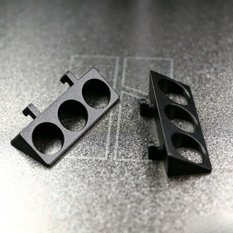organisateur outils mur noir gris compartiments pince coupante électricien industriel fixations ergots panneau perforé