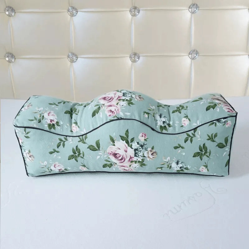 coussin pieds repose jambes dormir mousse mémoire forme colonne literie vert menthe motifs floraux