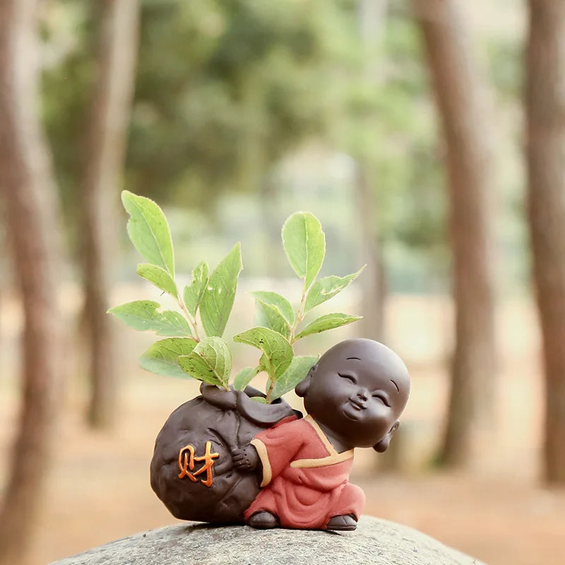 cache pot résine artisanal nouveau classique feuilles vertes fruits rouges plantes motifs