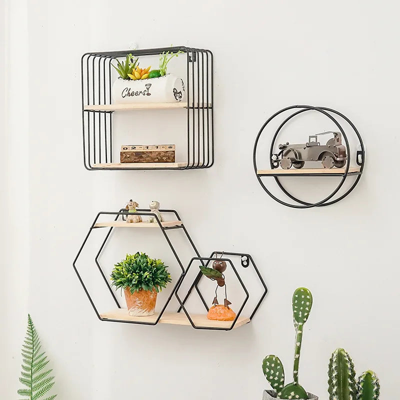 Support de rangement mural avec design géométrique moderne
