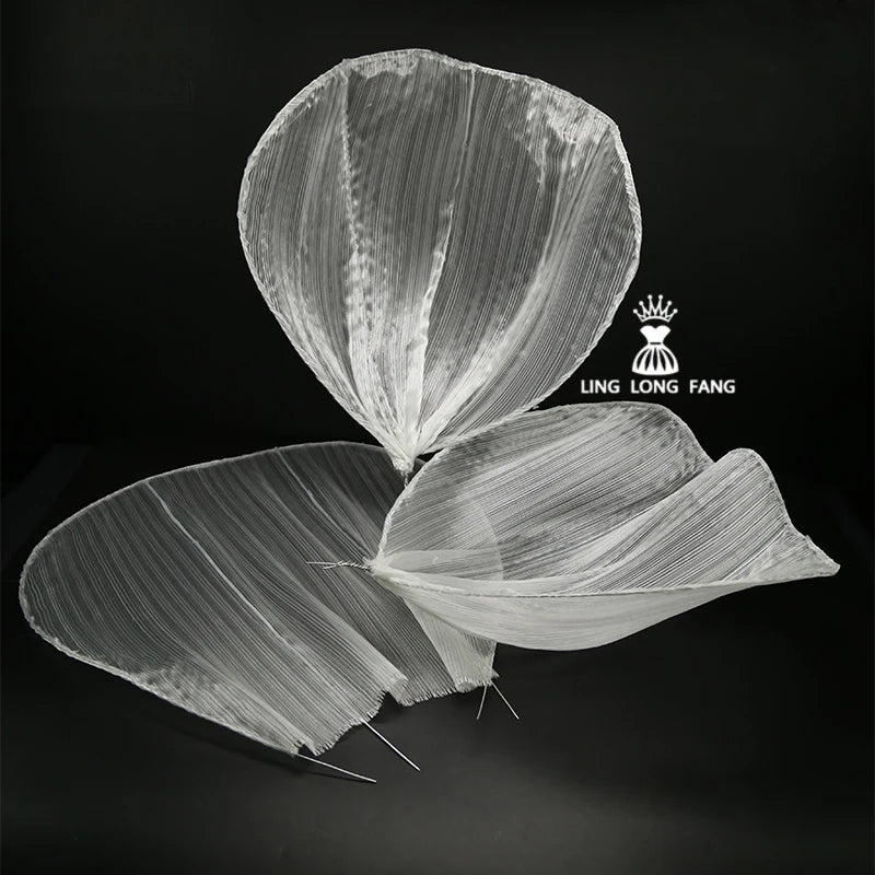 décoration mariage serre tête épingle cheveux blanc argenté plissé semi transparent floral stylisé