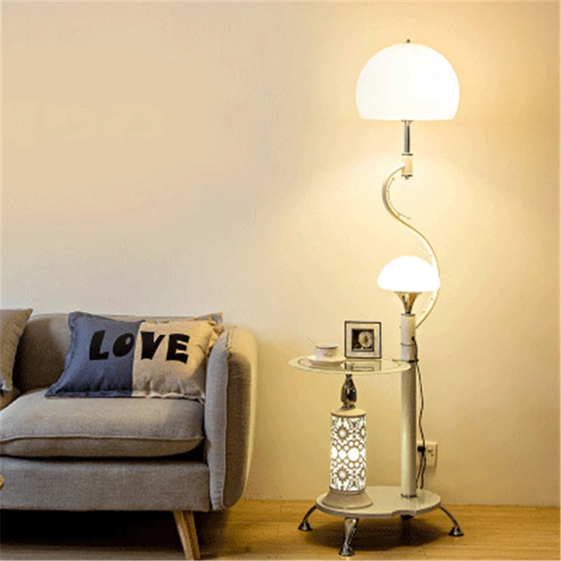 lampe sol moderne tablette motif floral blanc noir décointérieur