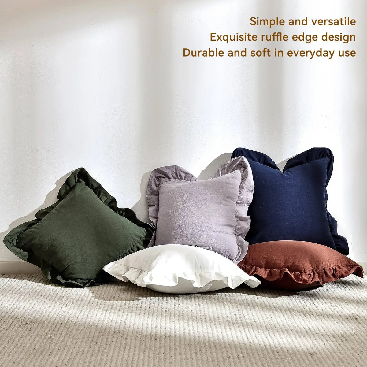 housses coussin coton couleur blanc vert bleu violet marron bords froncés texture tissu decoratif