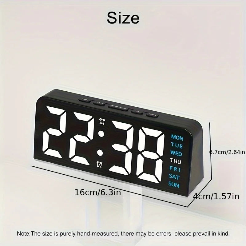 horloge numérique moderne affichage LED couleur noir blanc bleu rose