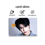 protection carte crédit personnalisée photos personne moderne opaque sans marques