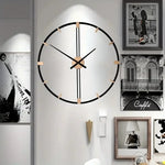 horloge murale moderne 60cm cadre noir transparent aiguilles numéros dorés quartz métal