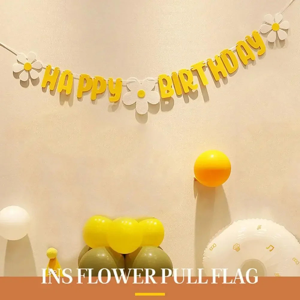 guirlande fête happy birthday fleurs blanches jaunes decoration anniversaire blanc opacité festive