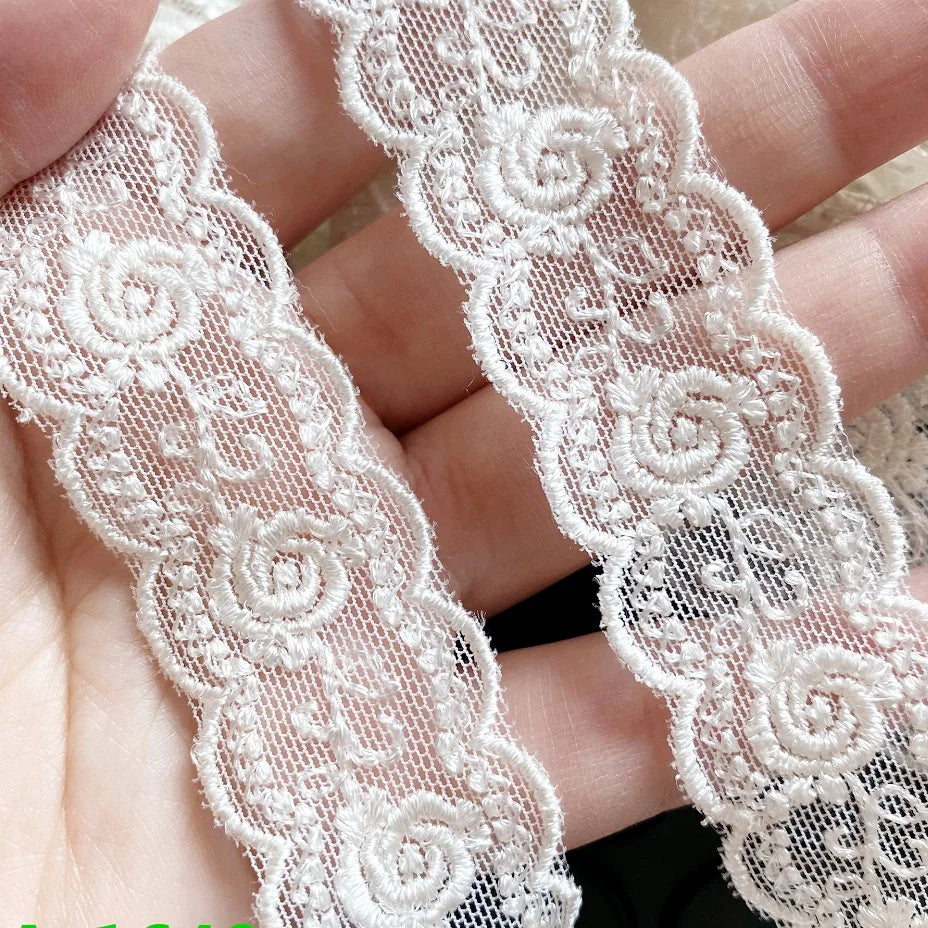 ruban dentelle motif floral blanc classique 2.3cm largeur 10mètres écologique tissu maille