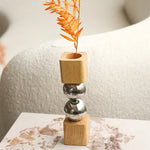 vase décoration intérieure bois métal minimaliste sculptural boules sphères cubes fleurs séchées
