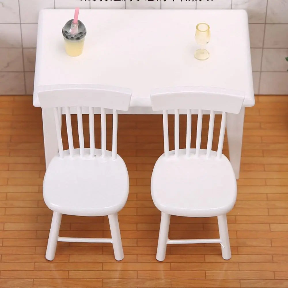 chaises table miniature blanches modernes minimalistes bois enfants jouets
