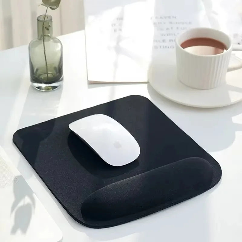 tapis souris ergonomique noir gris orange rouge adhésif doux moderne fonctionnel repose poignet