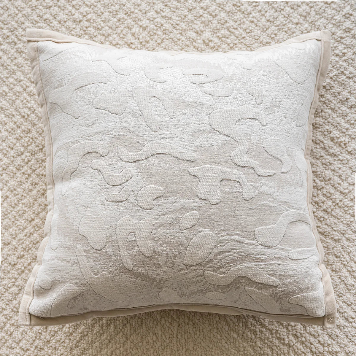 housse coussin carrée jacquard motif floral vert beige gris décoration salon chambre moderne chic