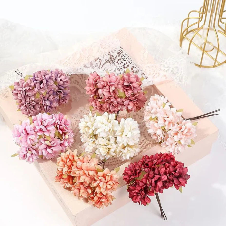 décoration intérieure bouquet fleurs artificielles soie vintage romantique rose blanc rouge bleu orange marron