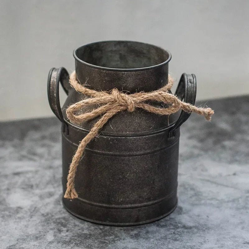 vase rustique fleurs séchées pot lait décoratif aspect vieilli corde jute noir beige tableau
