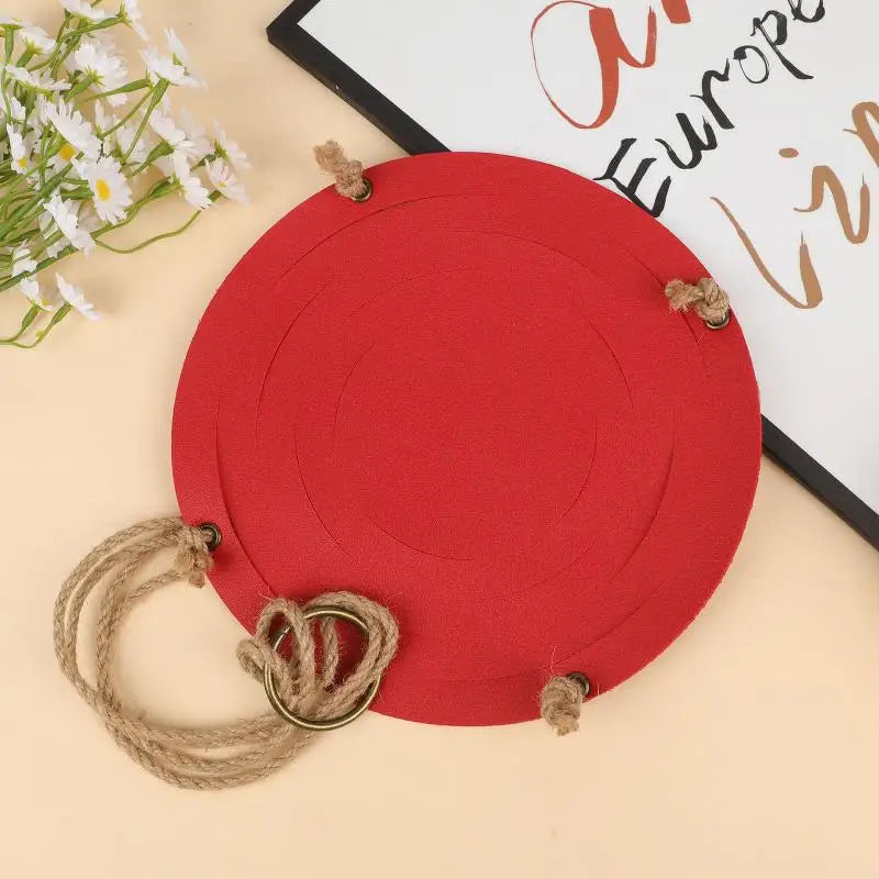panier suspendu moderne cache plat vert rouge marron blanc anneau métal cordons fleur intérieur
