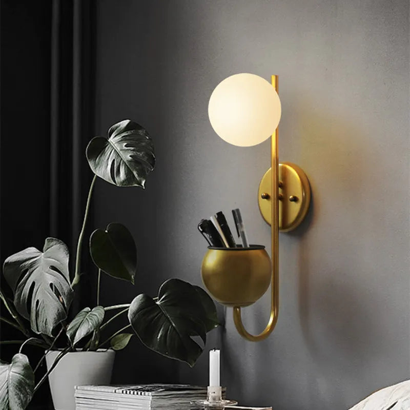 applique murale moderne verre opaque dorée éclairage mural contemporain fixée mur led chambre cuisine