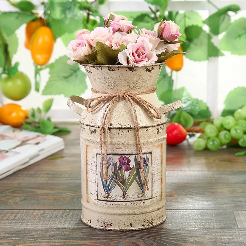 pot fleurs vintage rustique couleurs blanc vert bleu rouge motifs fleurs papillons vintage