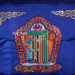 rideau artisanal brodé couleurs vives motifs floraux géométriques maison restaurant