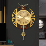horloge murale moderne or marron chiffres géométriques cerf décoration salle