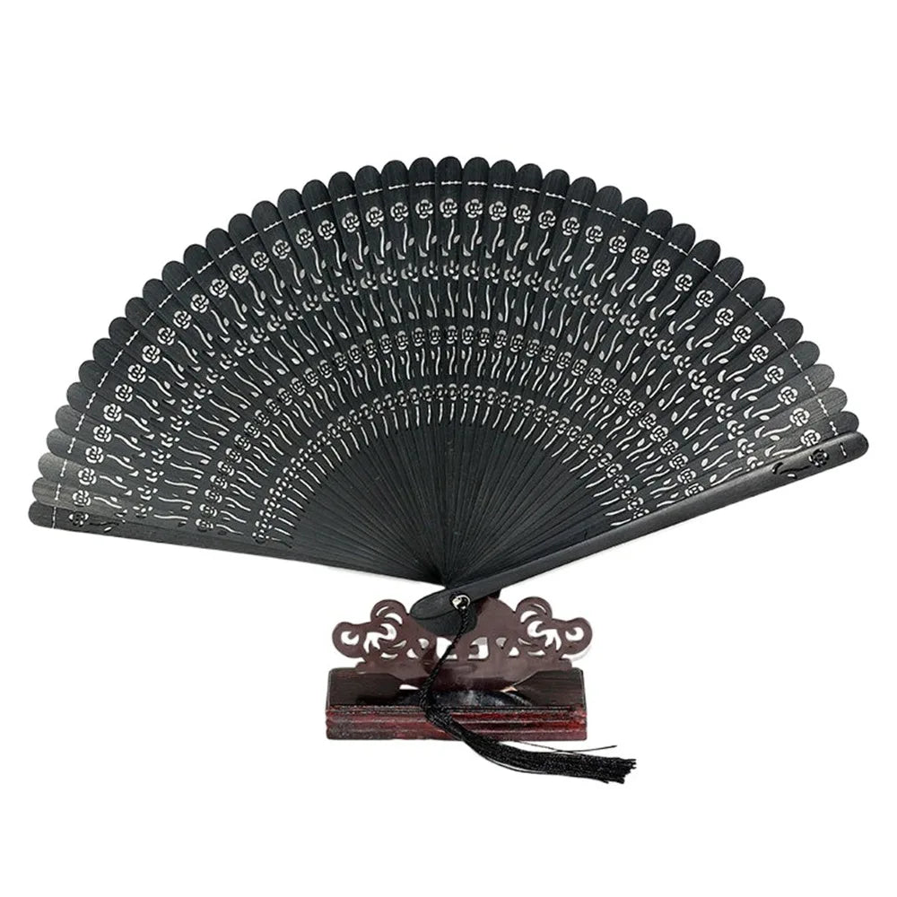 éventails pliants traditionnels motifs floraux rouge bleu violet noir vert marron étuis rangement clips