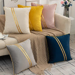 taies d'oreiller velours couleurs unies blanc cassé jaune rose gris bleu marine bordures dorées