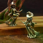 statuette bronze féminine robe longue chapeau pointu balai artisanale vintage décoration intérieure salon entrée