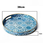 plateau rangement vintage plastique bleu marine motif floral poignées métalliques décoration intérieure classique