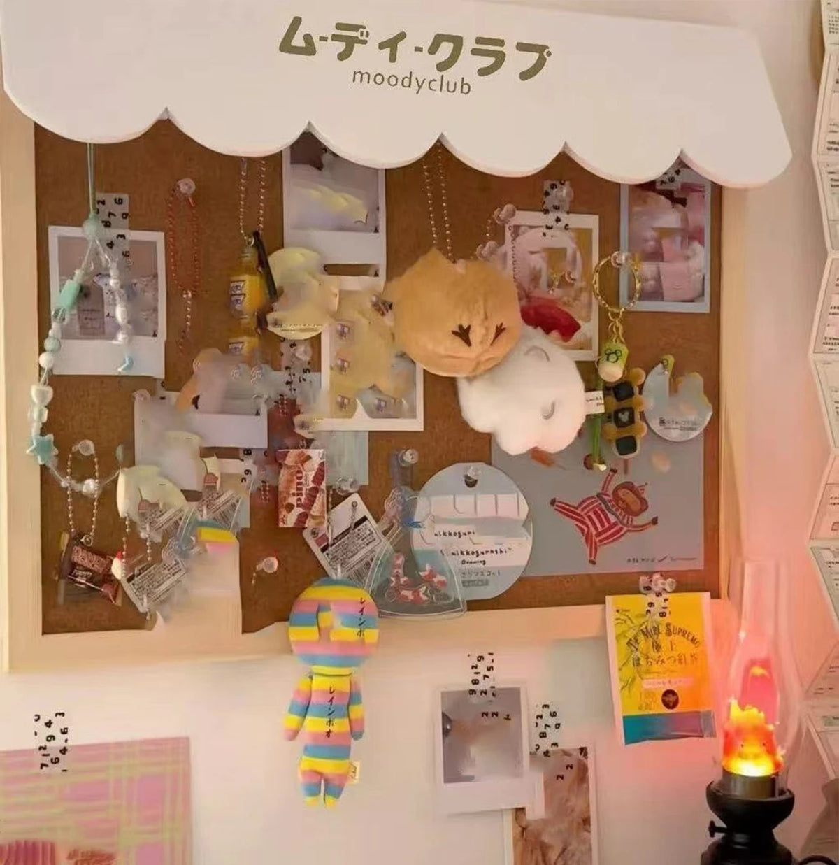 panneau décoratif kawaii liège bois blanc nuages animaux photos polaroid éléments attachables mur